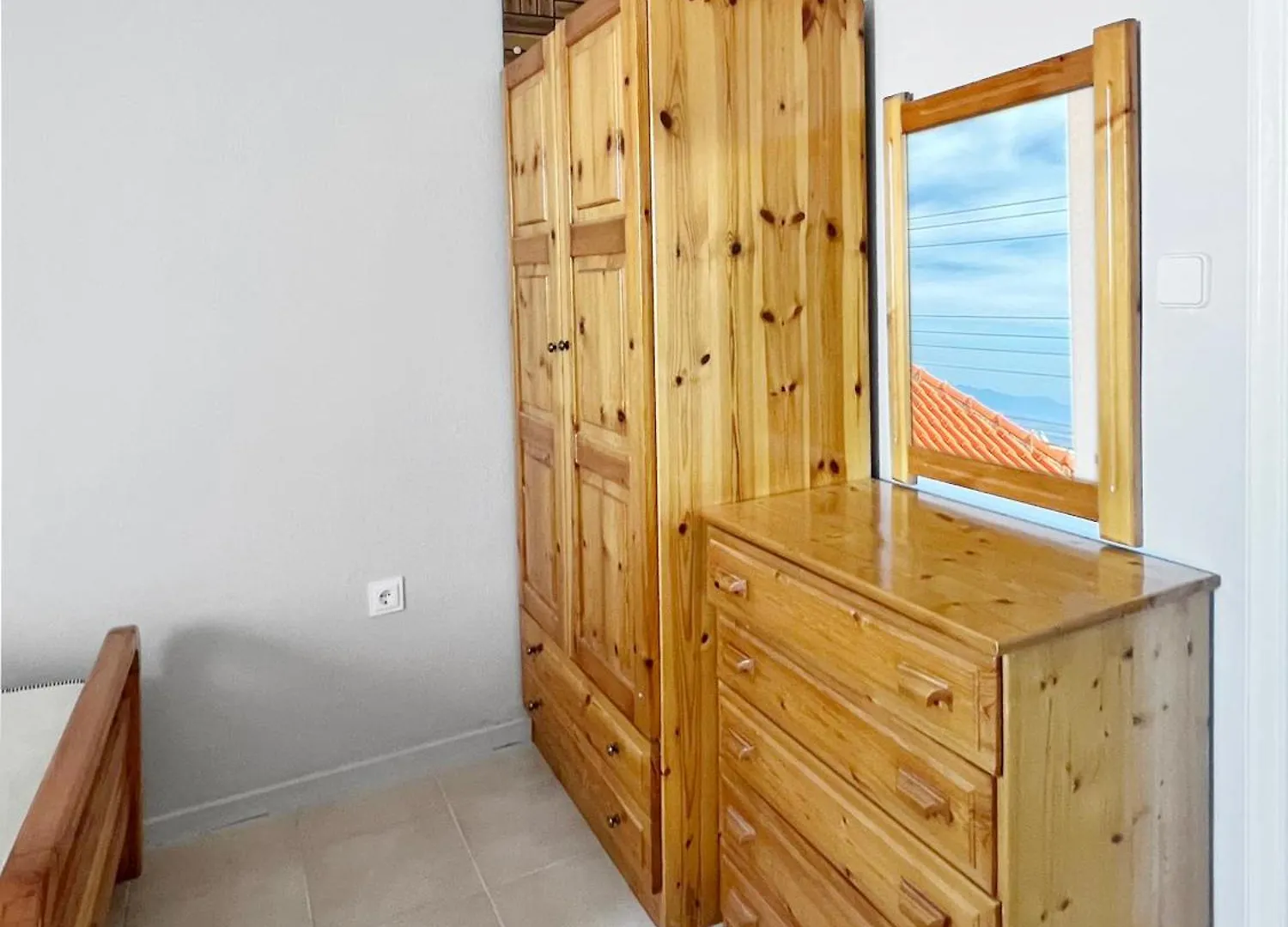 Rona Vista Suites Cozy Veranda Polychrono Apartment