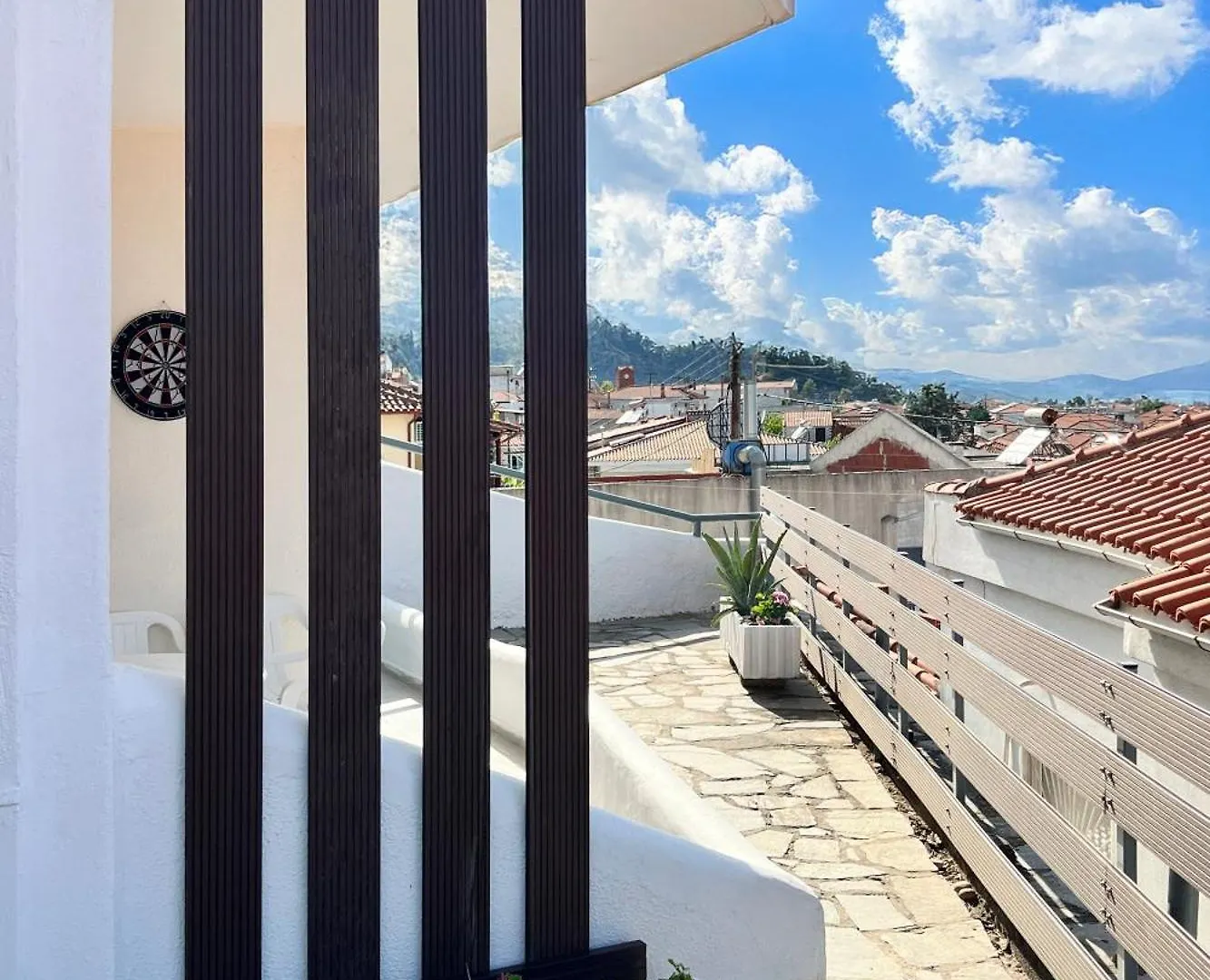 Rona Vista Suites Cozy Veranda Polychrono Apartment