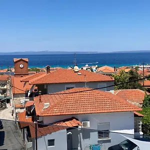 Luka 1 Aparts Polichrono Aparthotel